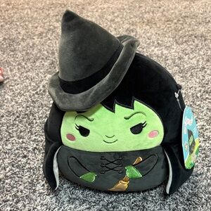 Squishmallows wicked Witch of the West Costume - Black and Green